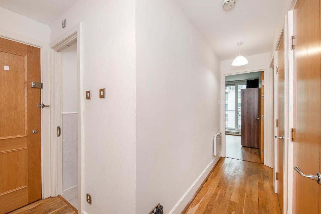 Amazing Thames View Apartment Лондон Екстер'єр фото