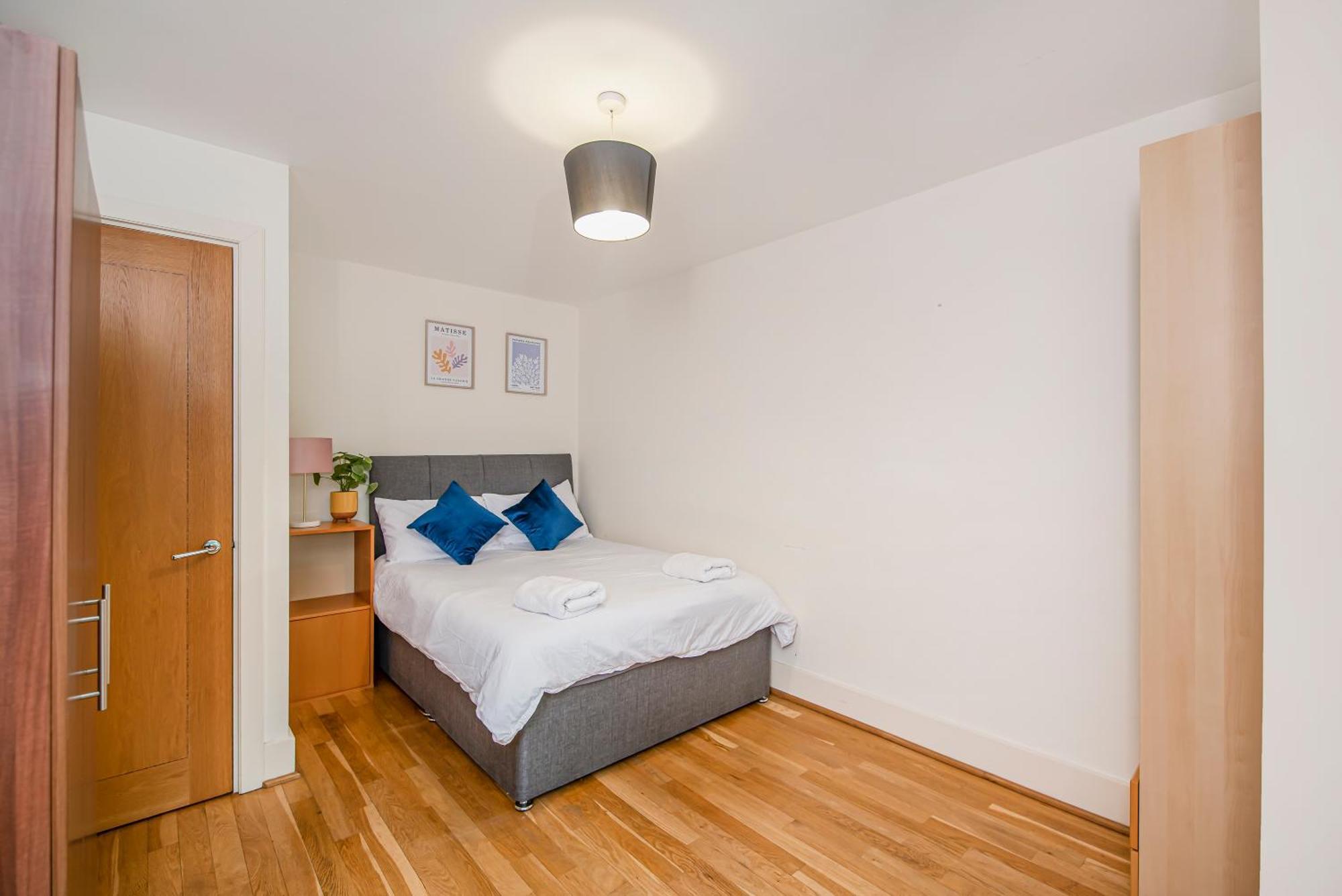 Amazing Thames View Apartment Лондон Екстер'єр фото