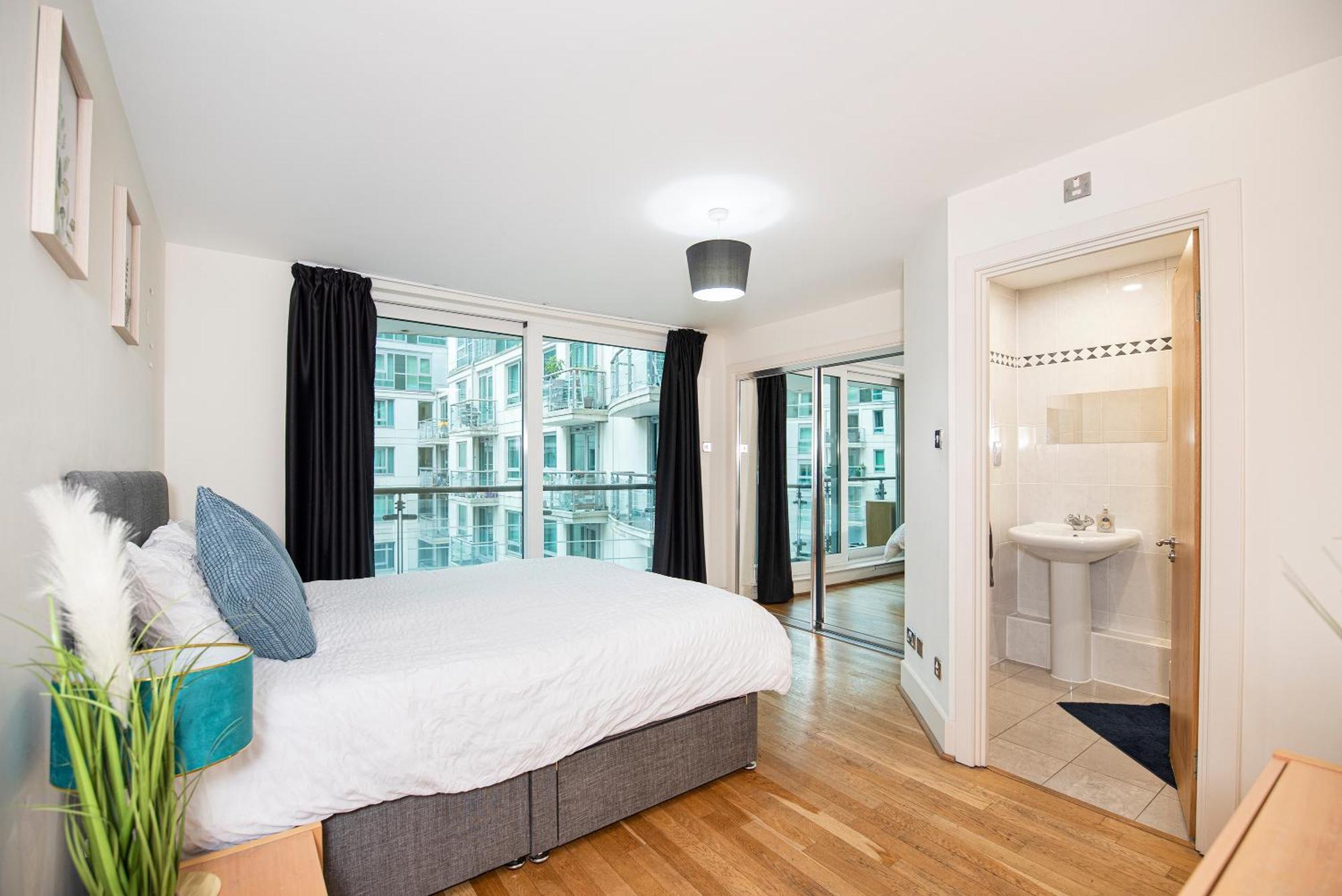 Amazing Thames View Apartment Лондон Екстер'єр фото