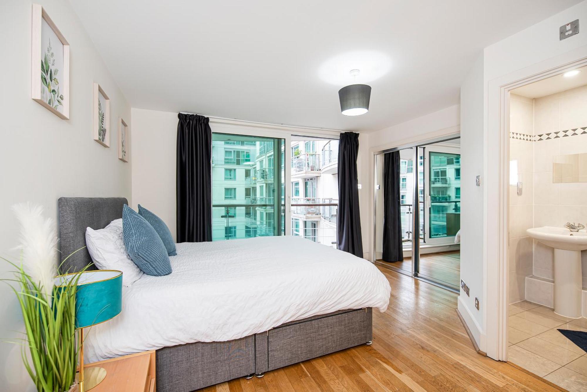 Amazing Thames View Apartment Лондон Екстер'єр фото